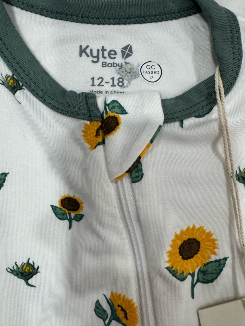Kyte Baby Sunflower Zippered Romper - Sunflower - Picture 3 of 5